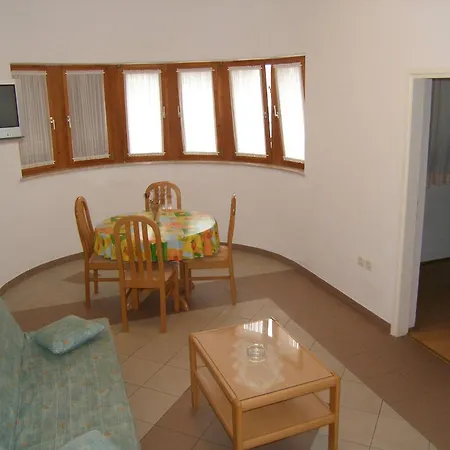 Lorena In בית הארחה 3*