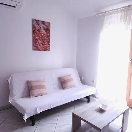 בית הארחה Lorena In 3*