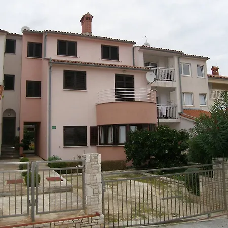 Lorena In בית הארחה 3*