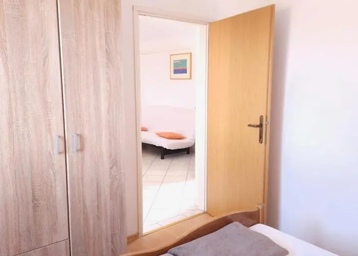 Gæstehus Lorena In Pula