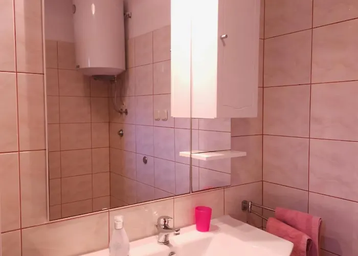 Lorena In 게스트하우스